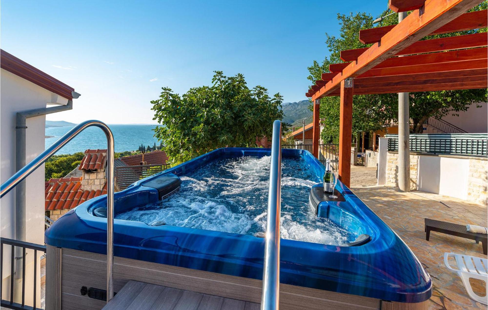 Beautiful Home In Rovanjska With Wifi Экстерьер фото