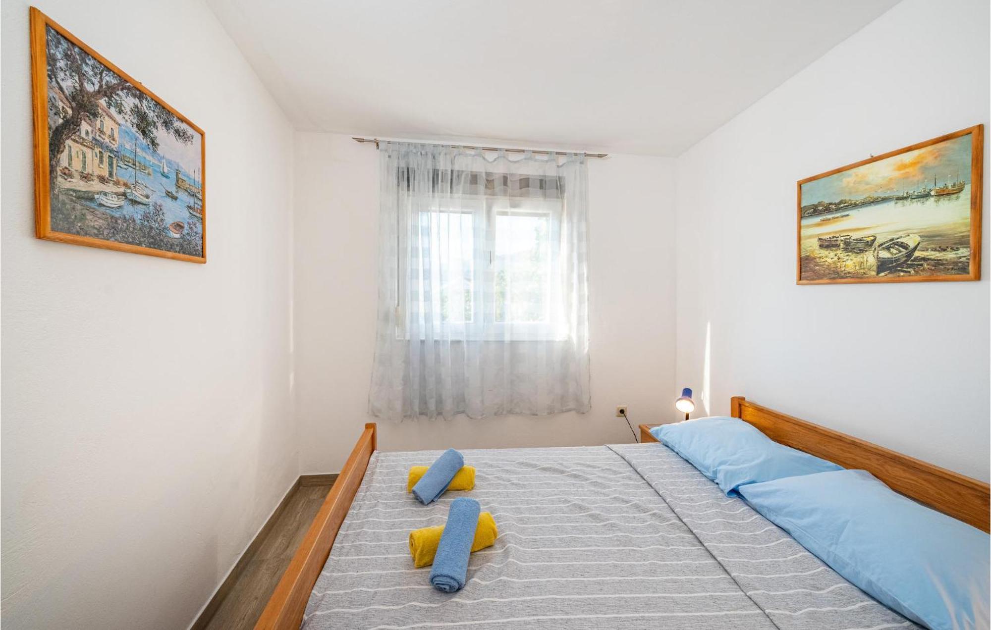 Beautiful Home In Rovanjska With Wifi Экстерьер фото