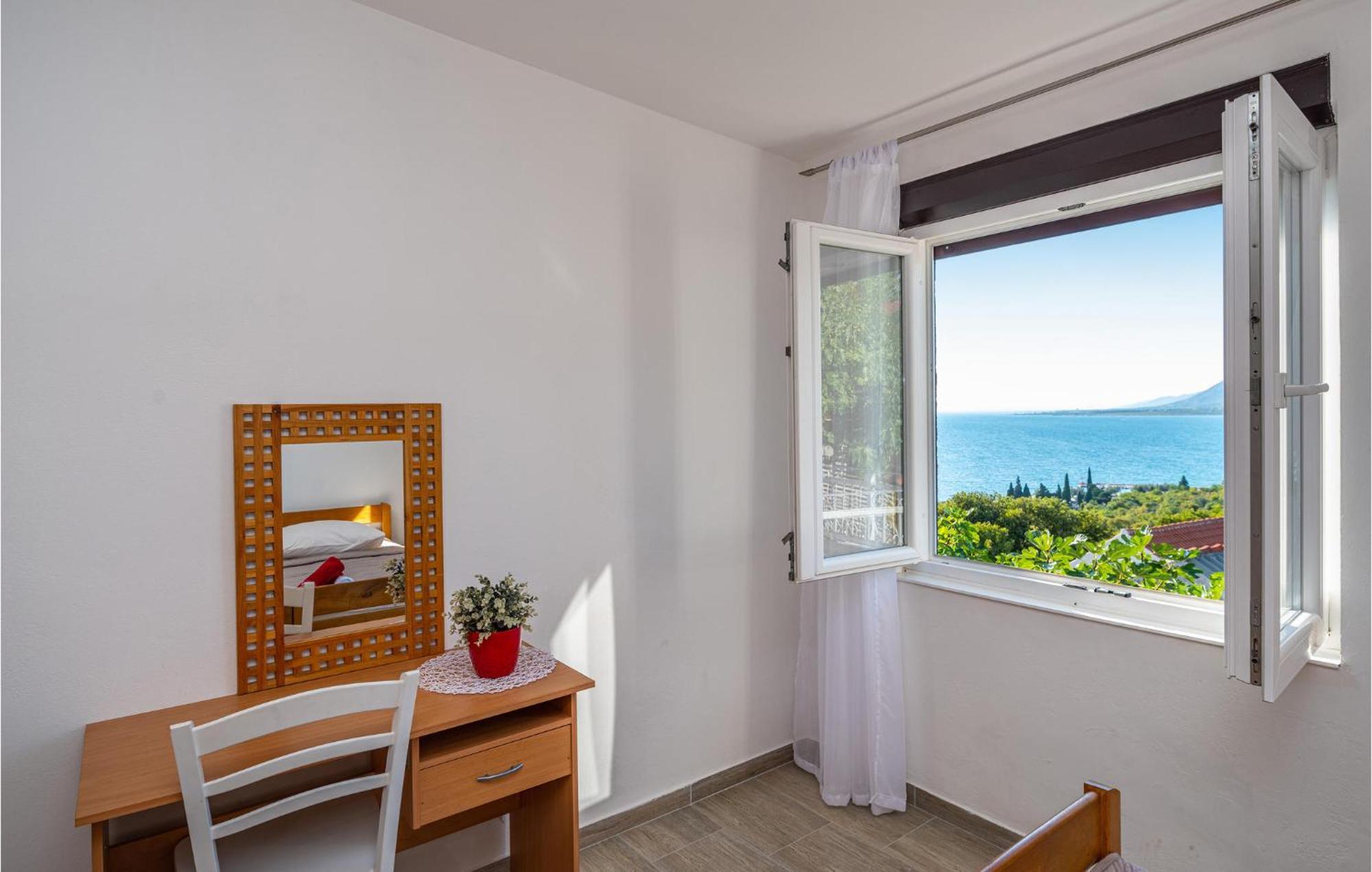 Beautiful Home In Rovanjska With Wifi Экстерьер фото